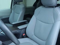 Lynk & Co Grevia 2.5L Hybrid Premium PLUS Edition - фото 7