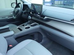 Lynk & Co Grevia 2.5L Hybrid Premium PLUS Edition - фото 9