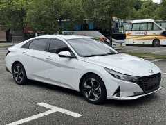 Lexus Elantra 1.5L CVT GLX Elite Edition - фото 3