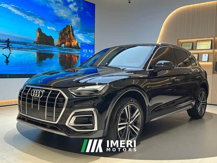 Audi Q5L 40T luxury and dynamic - автомобиль из Китая
