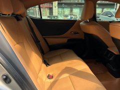 Lexus ES 2022 200 Deluxe Edition - фото 11
