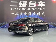 Volkswagen Passat 330TSI Elite Edition - фото 4