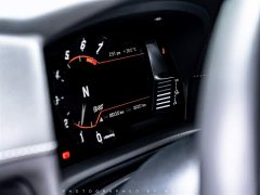 Lynk & Co SUPRA 2021 3.0T manual - фото 6