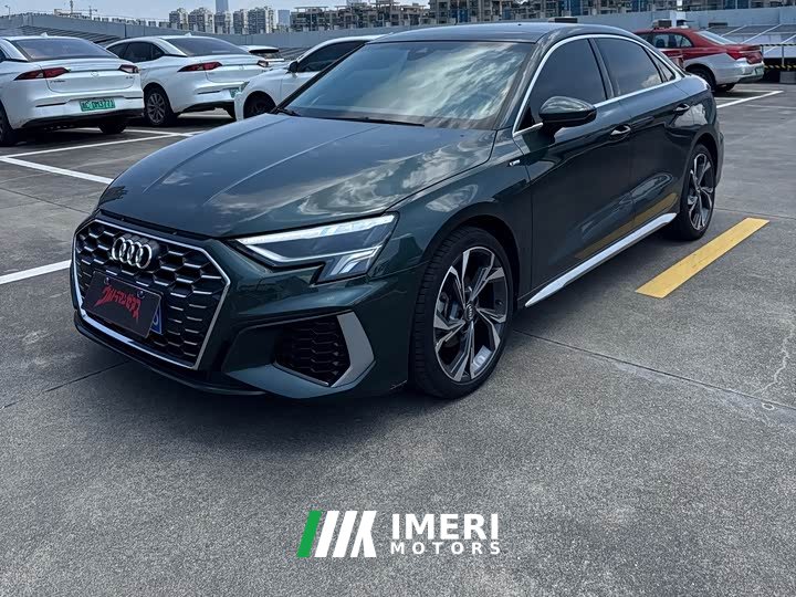 Audi A3 A3L Limousine 35 TFSI luxury sports - автомобиль из Китая