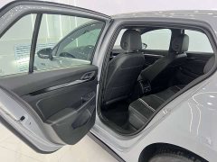 Volkswagen Golf 2023 280TSI DSG R-Line Lite - фото 13