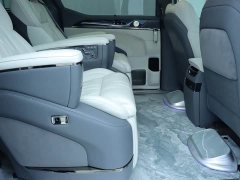 Zeekr 009 seven-seat aisle version four-wheel drive 108kWh - фото 12