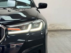 BMW 5 Series Facelift Three 530Li Exclusive M Sports Package - фото 18