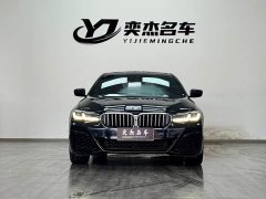 BMW 5 Series Facelift Three 530Li Exclusive M Sports Package - фото 2