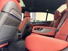 BMW 5 Series Facelift Three 530Li Exclusive M Sports Package - фото 6