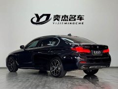 BMW 5 Series Facelift Three 530Li Exclusive M Sports Package - фото 7