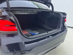 BMW 5 Series facelift 530Li leading M sports package - фото 17