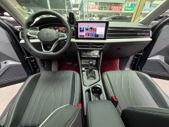 Volkswagen Tiguan L Outstanding 300TSI Automatic Two-wheel Drive Dragon Edition - фото 16