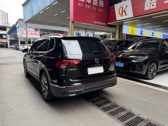 Volkswagen Tiguan L Outstanding 300TSI Automatic Two-wheel Drive Dragon Edition - фото 5