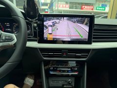 Volkswagen Tiguan L Outstanding 300TSI Automatic Two-wheel Drive Dragon Edition - фото 8