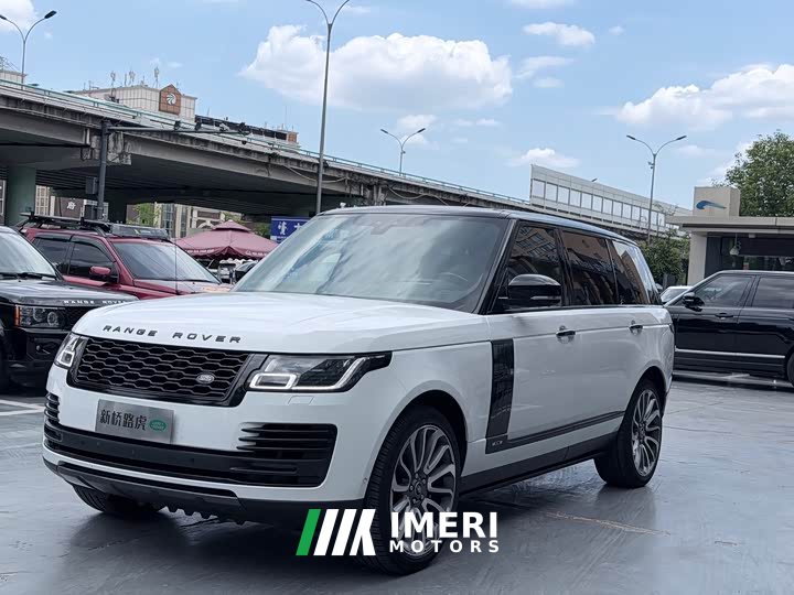 Land Rover Range Rover 3.0 L6 400PS Autobiography Long Wheelbase - автомобиль из Китая