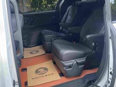Toyota SIENNA 2.5L hybrid four-wheel drive luxury version - фото 14