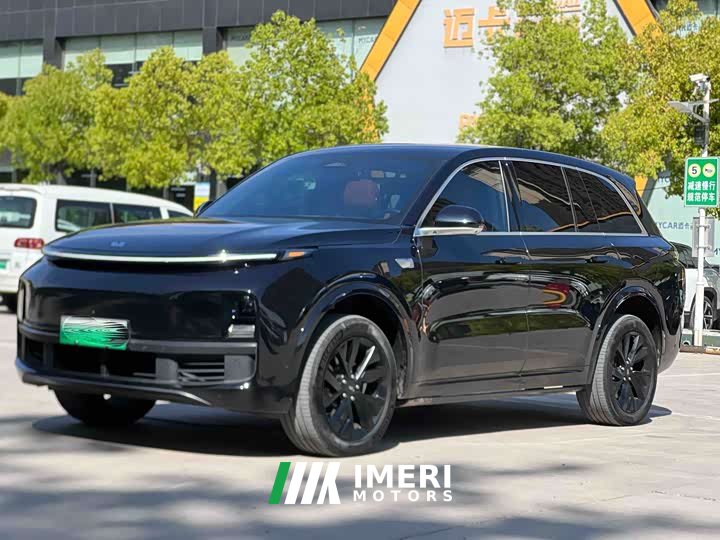 Li Auto Ideal L8 Pro - автомобиль из Китая