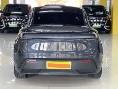 Tesla Model Y rear-wheel drive first edition - фото 17