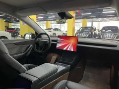 Tesla Model Y rear-wheel drive first edition - фото 7
