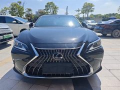 Lexus ES 2023 200 Excellence Edition - фото 9