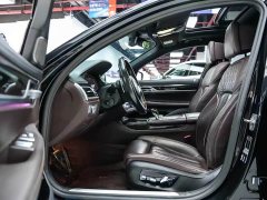 BMW 7 Series 2021 730Li M Sports Package - фото 9