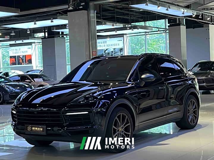 Porsche Cayenne 2019 Cayenne 3.0T - автомобиль из Китая