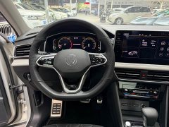 Volkswagen Tiguan L 2022 330TSI automatic two-wheel drive R-Line version - фото 17