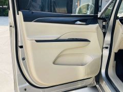 Buick GL8 ES Lu Zun 653T Exclusive Type - фото 9