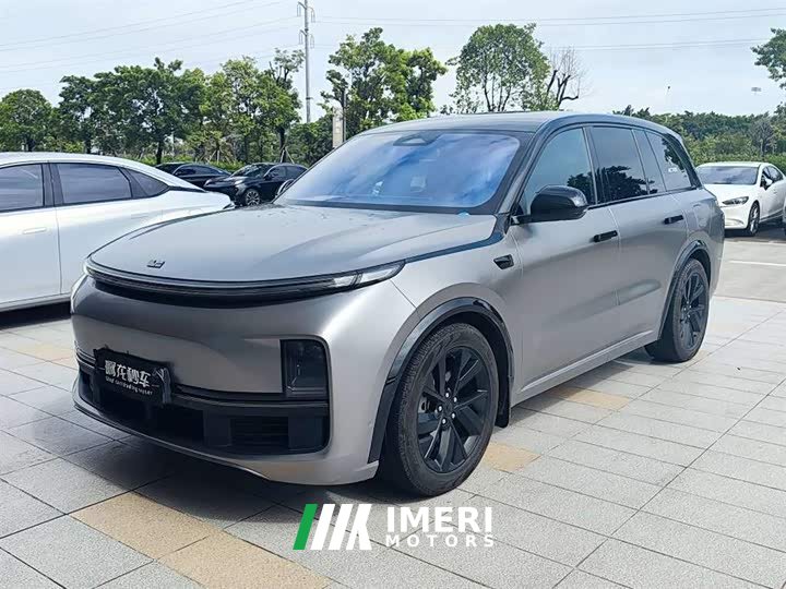 Li Auto Ideal L8 Pro - автомобиль из Китая