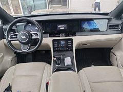 Li Auto ONE 2021 Extended-Range 6-Seater - фото 3