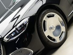 Mercedes-Benz Mercedes-Maybach S-Class 2025 S 680 4MATIC - фото 3