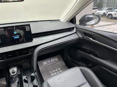 Toyota Camry Hybrid 2.0HG Premium Edition - фото 6