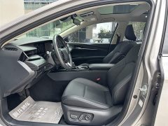 Toyota Camry Hybrid 2.0HG Premium Edition - фото 8