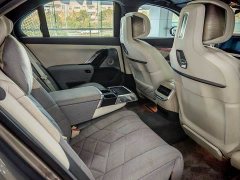 BMW i7 2023 xDrive60L Excellence - фото 17