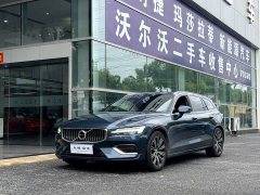 Volvo V60 B5 Luxury - фото 1
