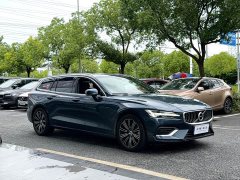 Volvo V60 B5 Luxury - фото 4