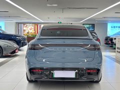 Luxeed Zhijie R7 extended range 251km Max - фото 5