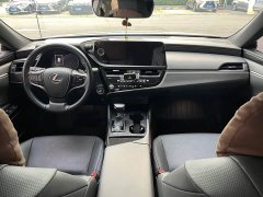 Lexus ES 200 Excellence Edition - фото 12