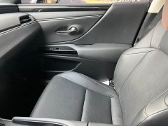 Lexus ES 200 Excellence Edition - фото 14