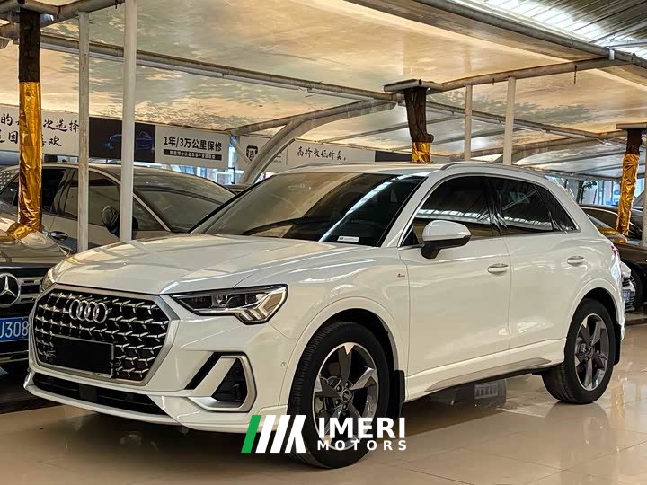 Audi Q3 35 TFSI Fashionable and Dynamic - автомобиль из Китая
