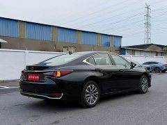 Lexus ES 260 Excellence Edition - фото 14