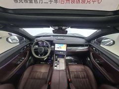 Lynk & Co 09 EM-P 2021 2.0T PHEV Ultra six-seater - фото 12