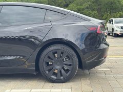 Tesla Model 3 2022 rear-wheel drive version - фото 11