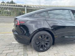 Tesla Model 3 2022 rear-wheel drive version - фото 15