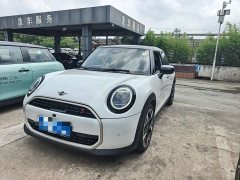 MINI 2025 2.0T COOPER S Artist Five-Door Edition - фото 1