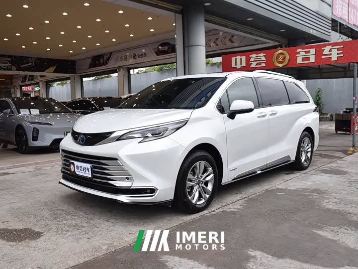 Toyota SIENNA 2021 2.5L Hybrid Platinum Edition
