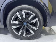 BMW iX3 leading - фото 16