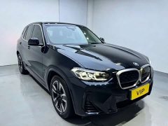 BMW iX3 leading - фото 3