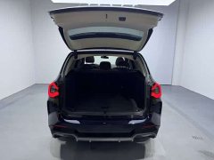 BMW iX3 leading - фото 9