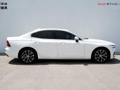 Volvo S60 2022 B4 Zhiyi Luxury Edition - фото 3